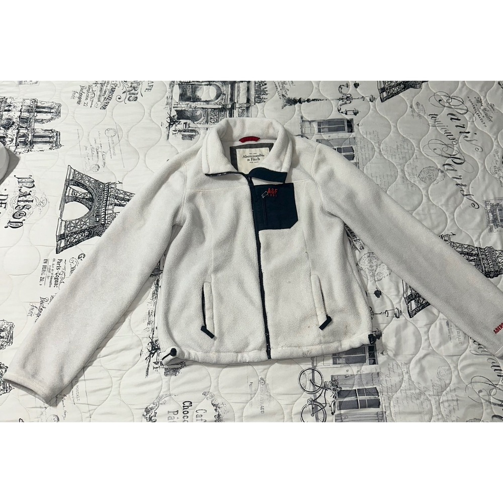 Abercrombie & Fitch White Fleece Full Zip Jacket Cozy‎ Warm Embroidered Detail
